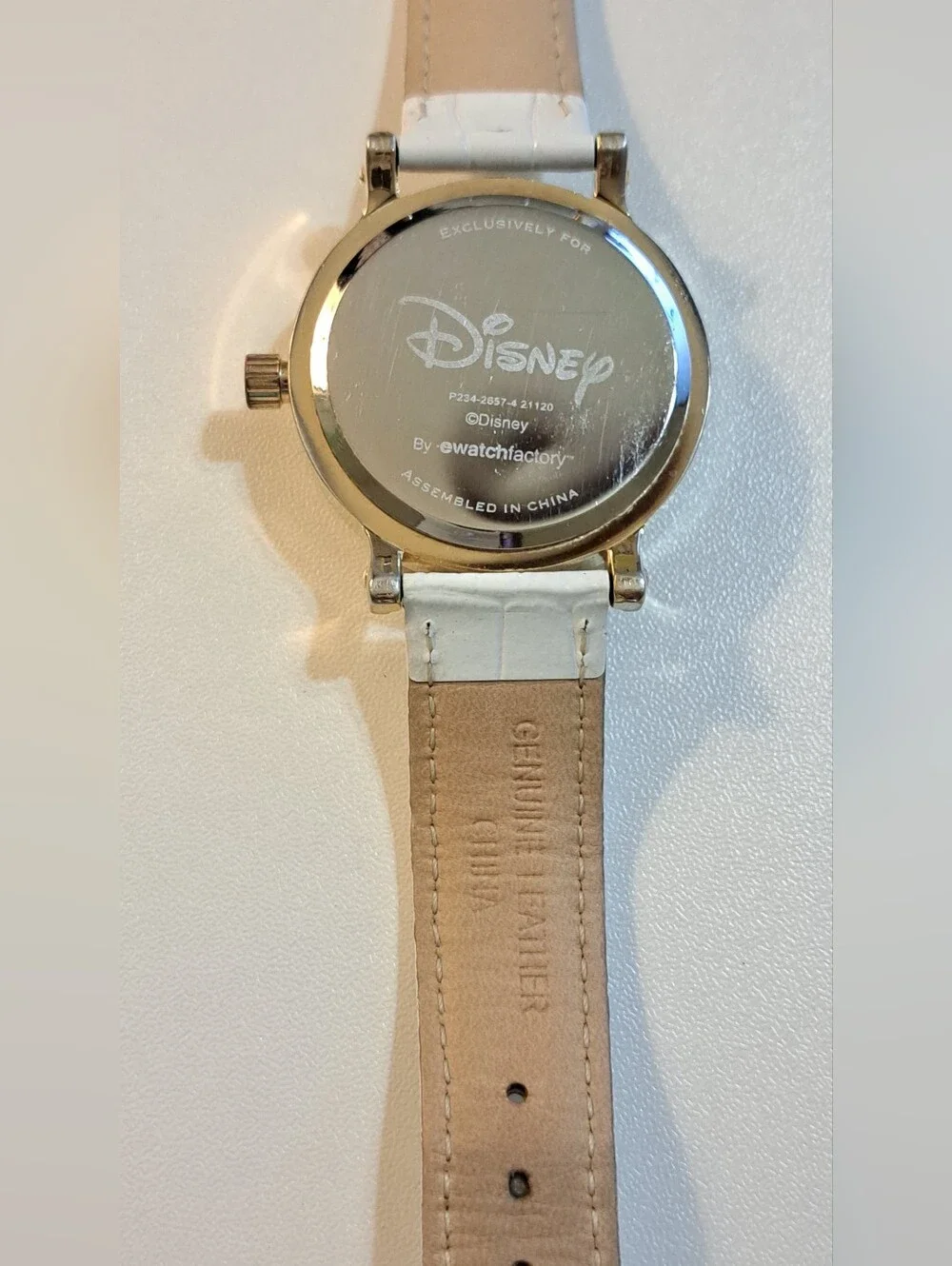 Vintage Disney Minnie Mouse Women's Articulating Hands Watch